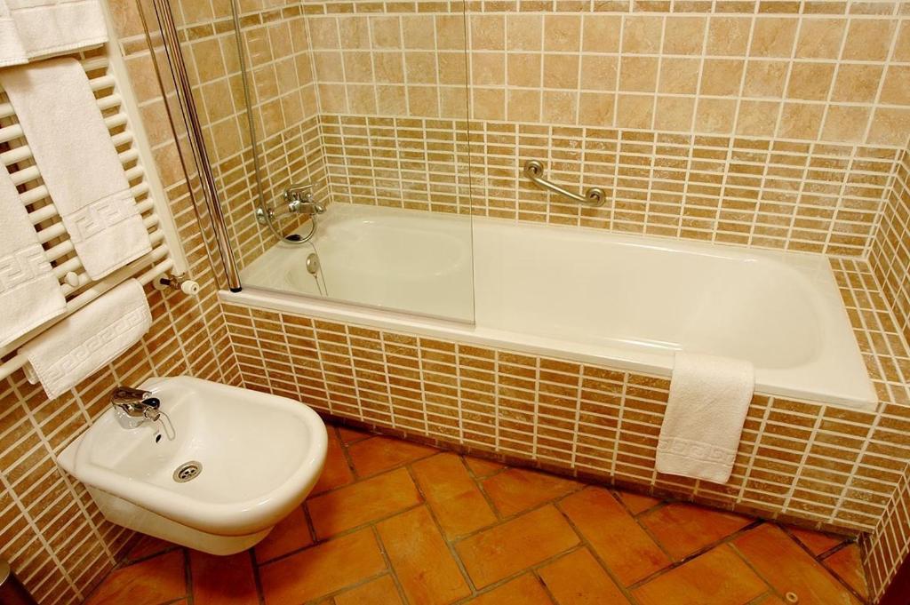 Hotel La Casa Del Cubon Aguilafuente Zimmer foto