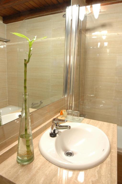Hotel La Casa Del Cubon Aguilafuente Zimmer foto